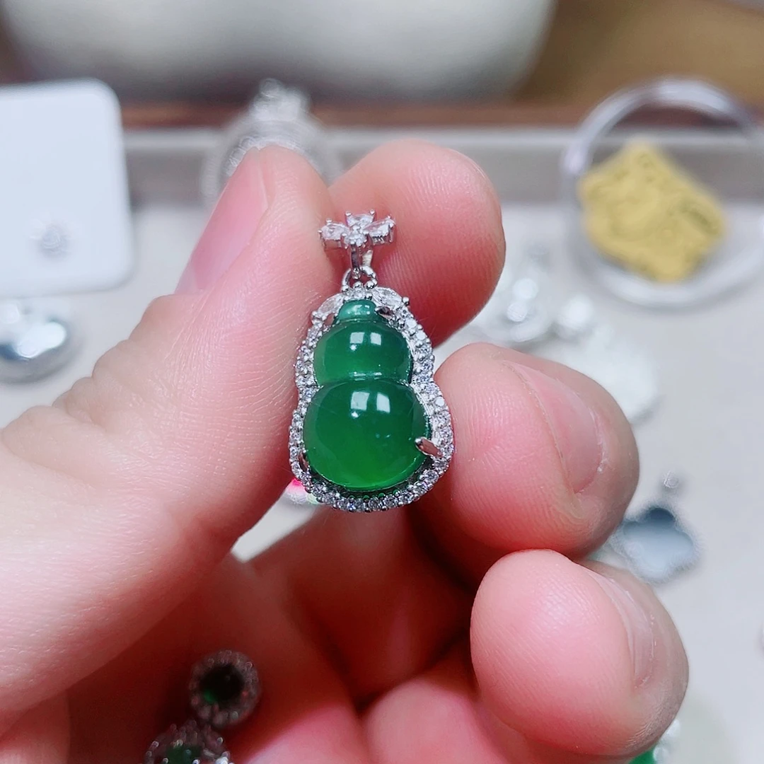 “***西吊坠925银锆石绿色葫芦