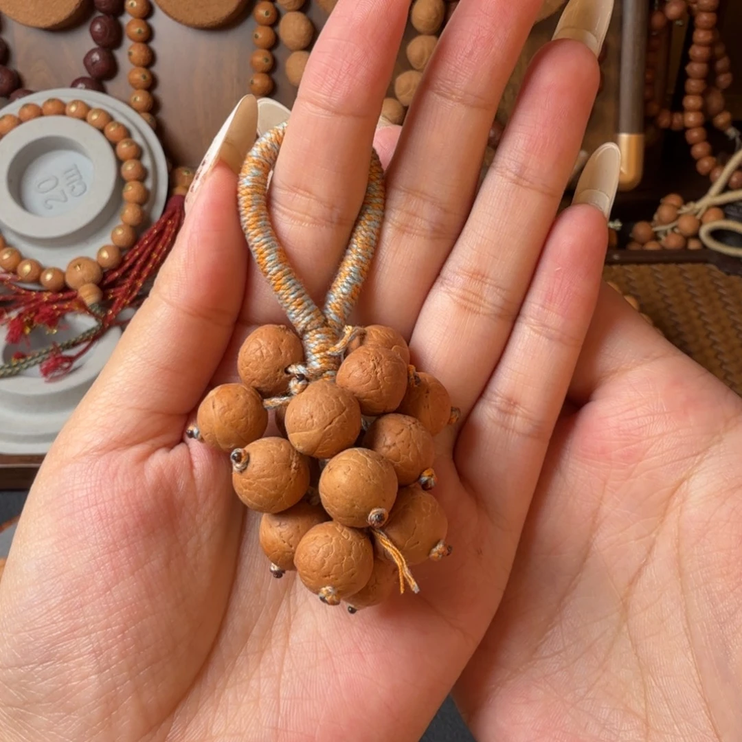 把件凤眼菩提葡萄串