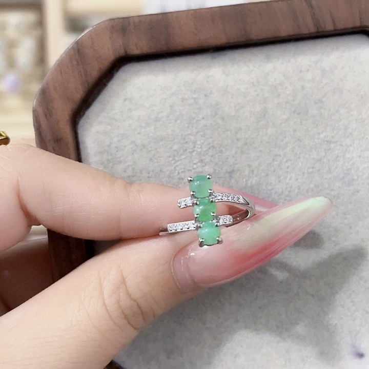 翡翠未镶嵌颈饰天然翡翠Ａ货