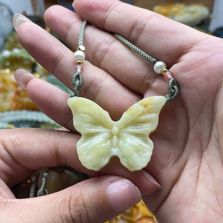 未镶嵌蛇纹石玉项链