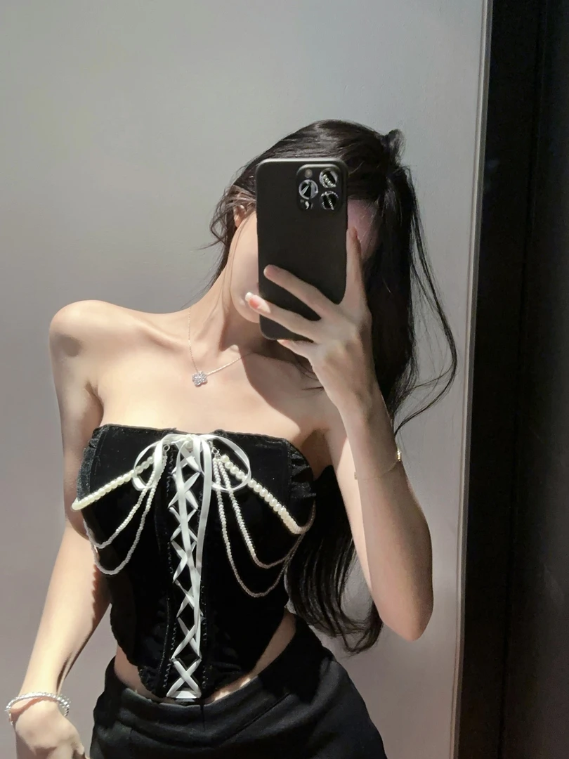 设计感一字肩珍珠链条绑带抹胸上衣鱼骨胸衣女春季新款显瘦半身裙