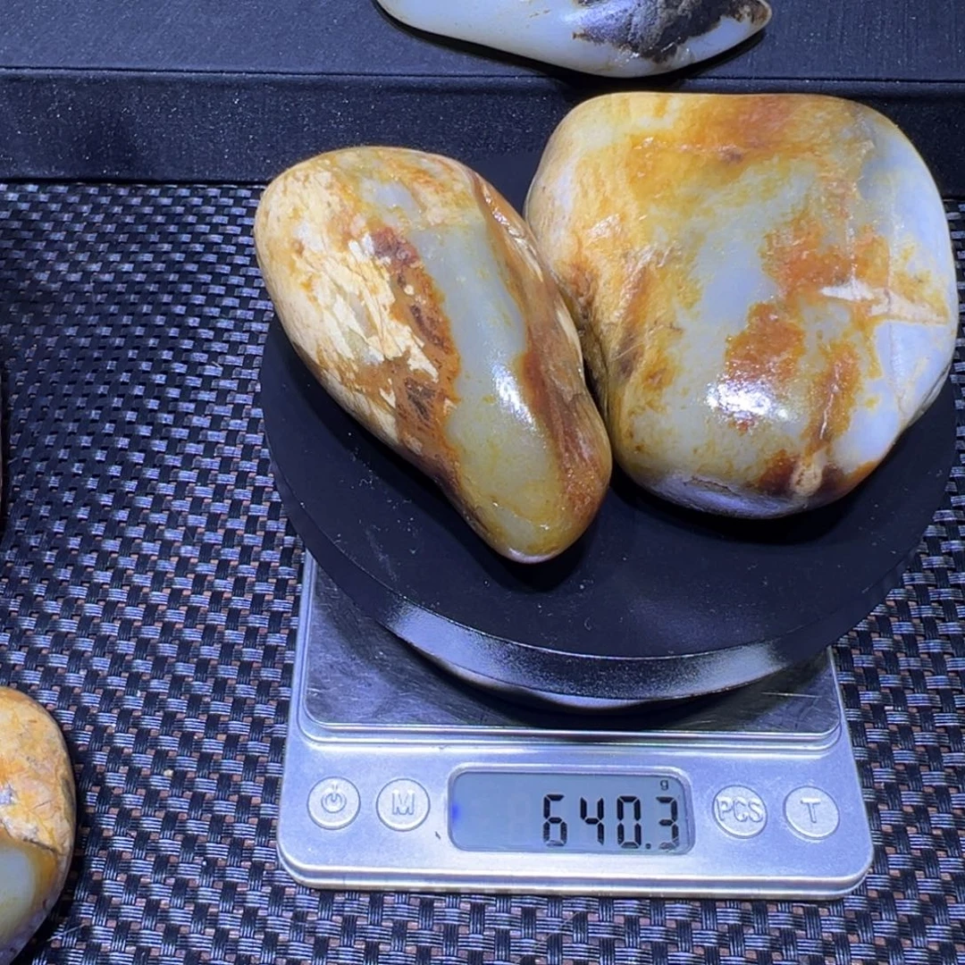 和田玉（子料）未镶嵌吊坠(不含链)640