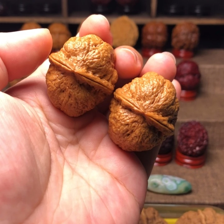 把件橄榄核67呱呱来财36