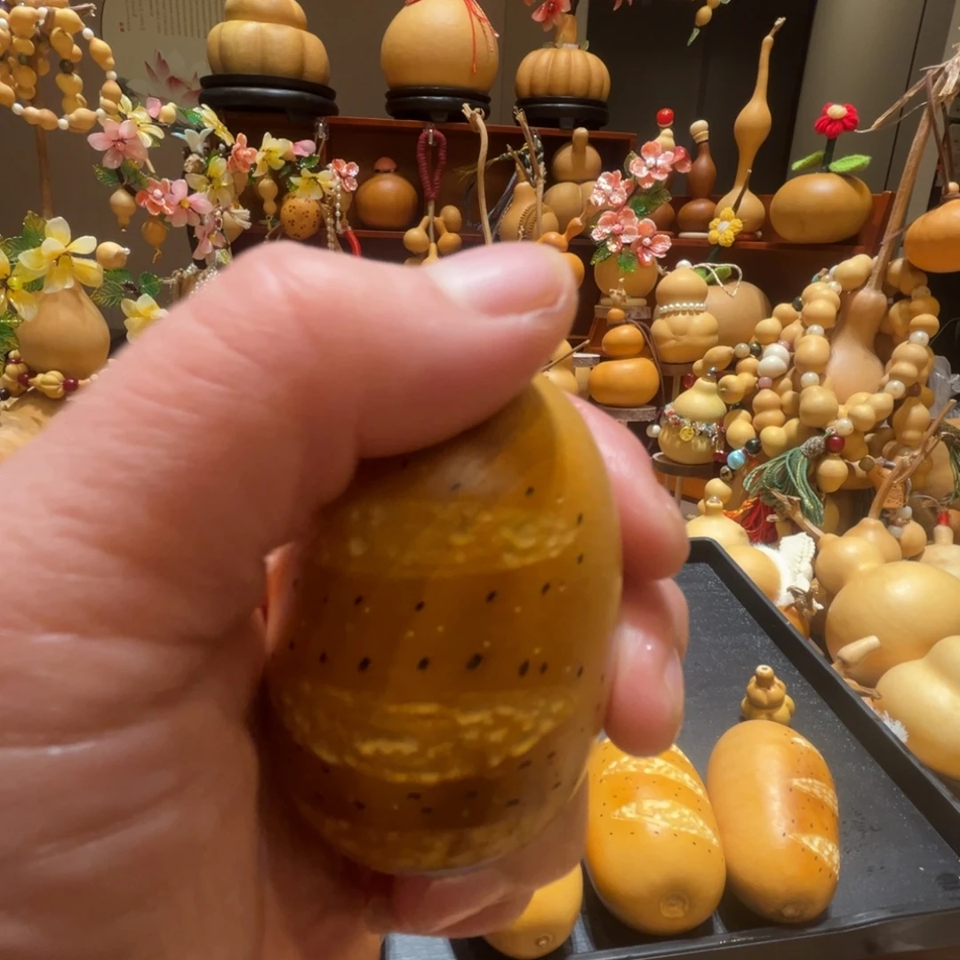 莉***莉面包葫芦真好看多宝
