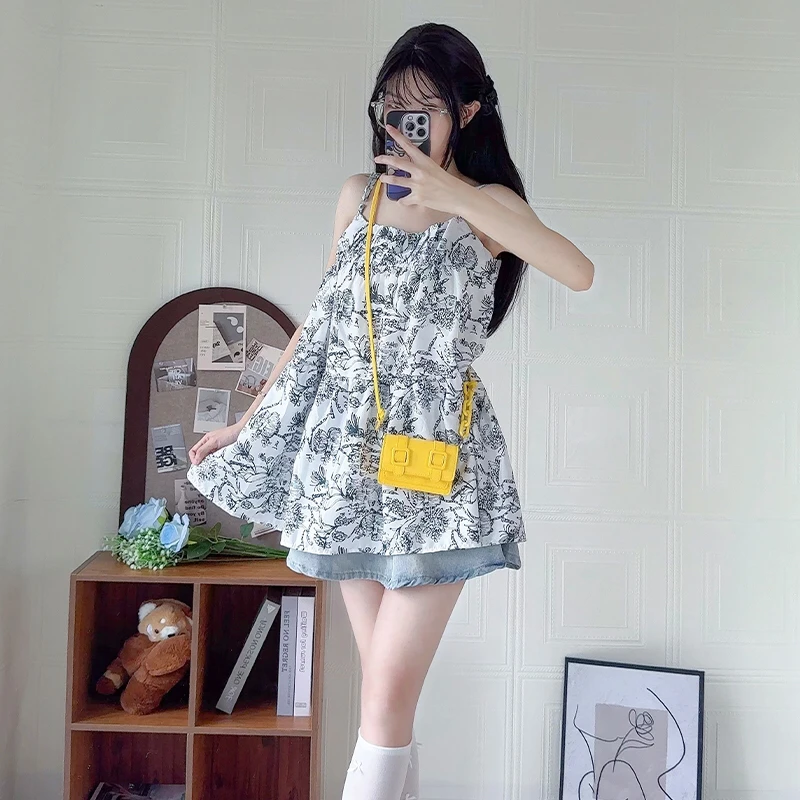 岸芷汀兰｜森系吊带蓬蓬裙复古做旧水洗牛仔伞裙百搭可爱清新套装