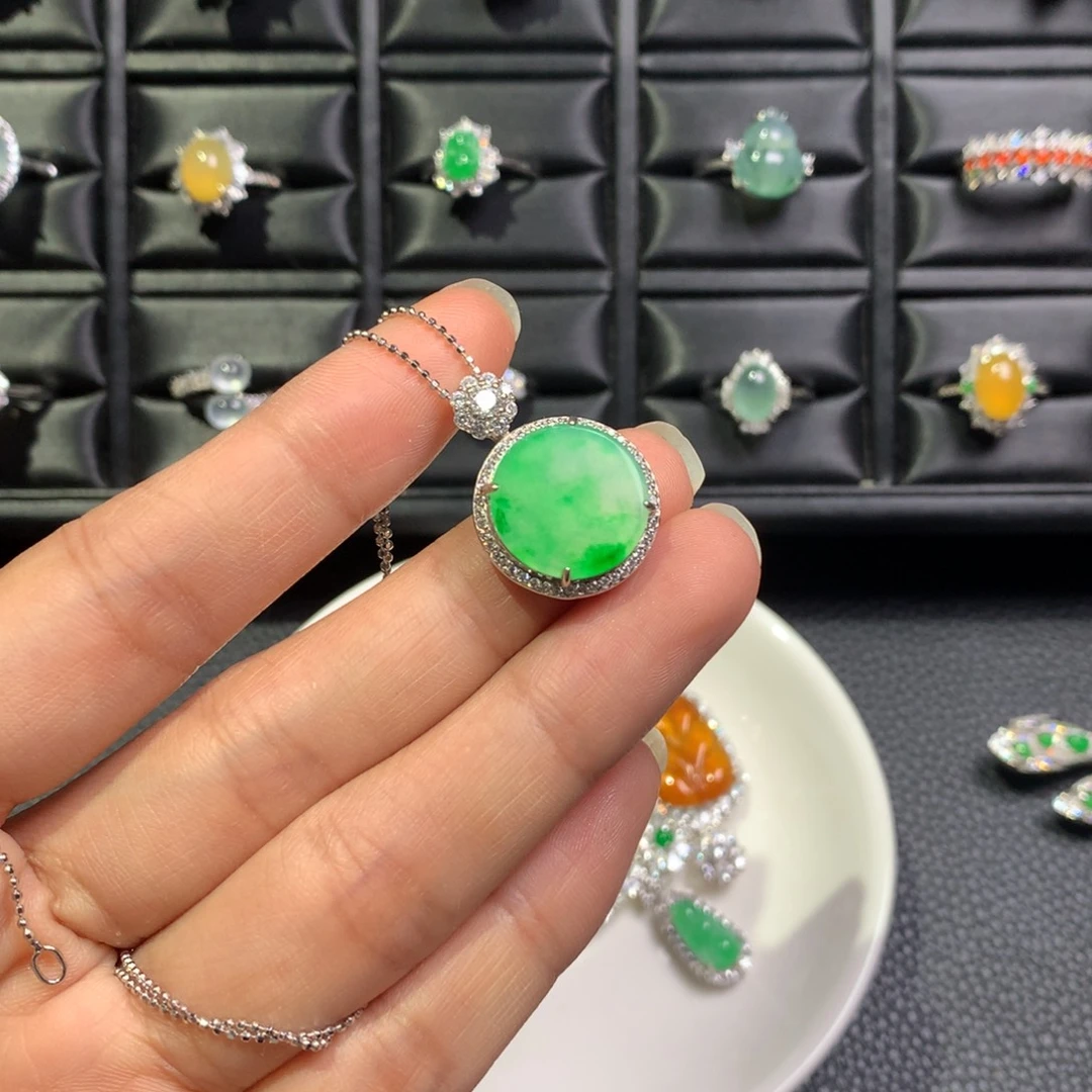 翡翠银S925镶嵌颈饰