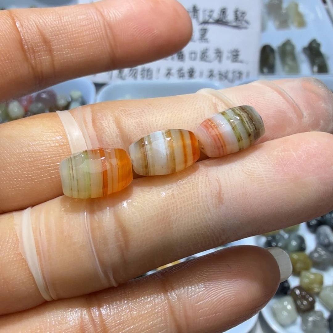 和田玉未镶嵌珠宝奇石