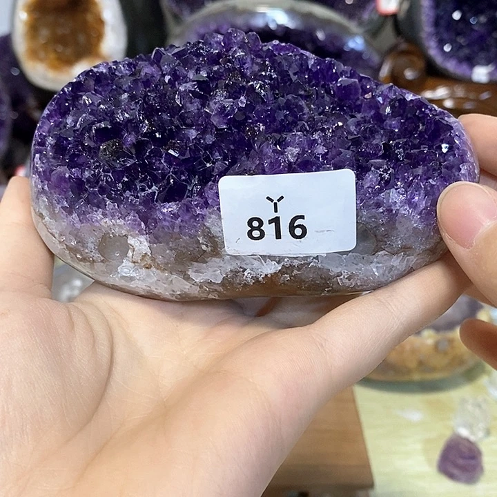 未镶嵌水晶大型摆件（非配饰）