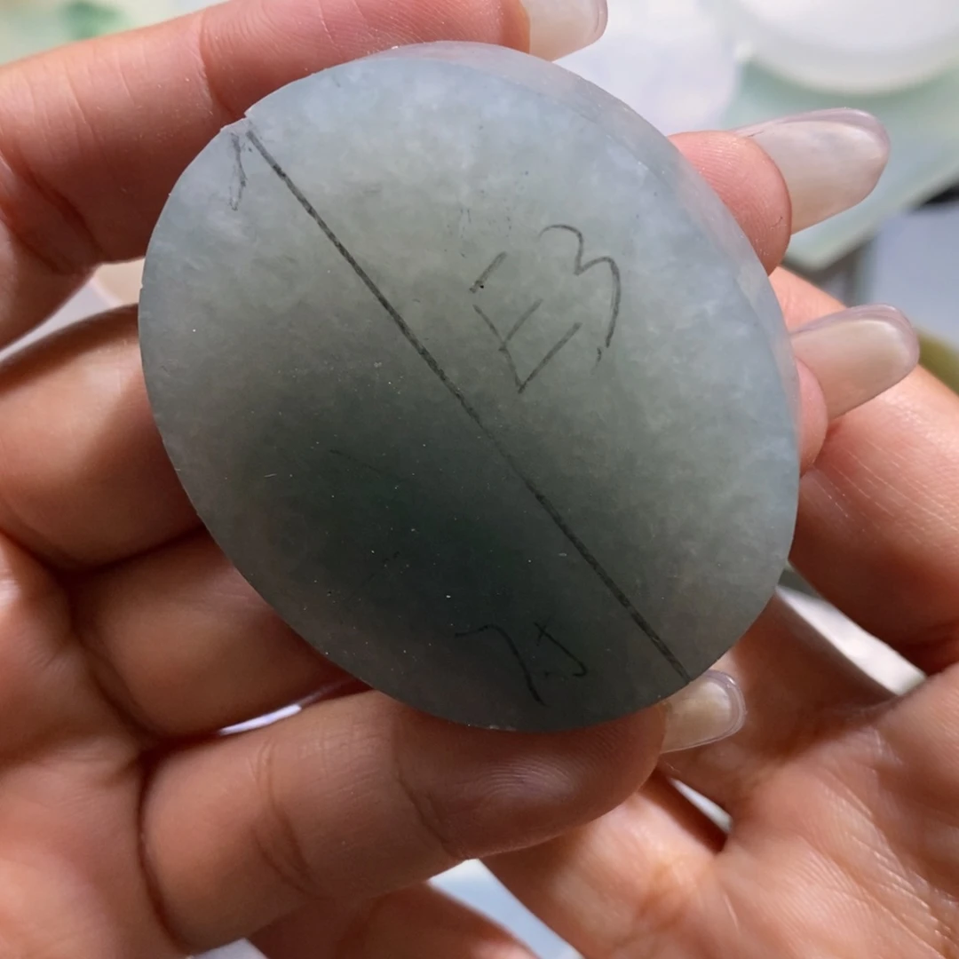 未镶嵌挂件翡翠王*湿