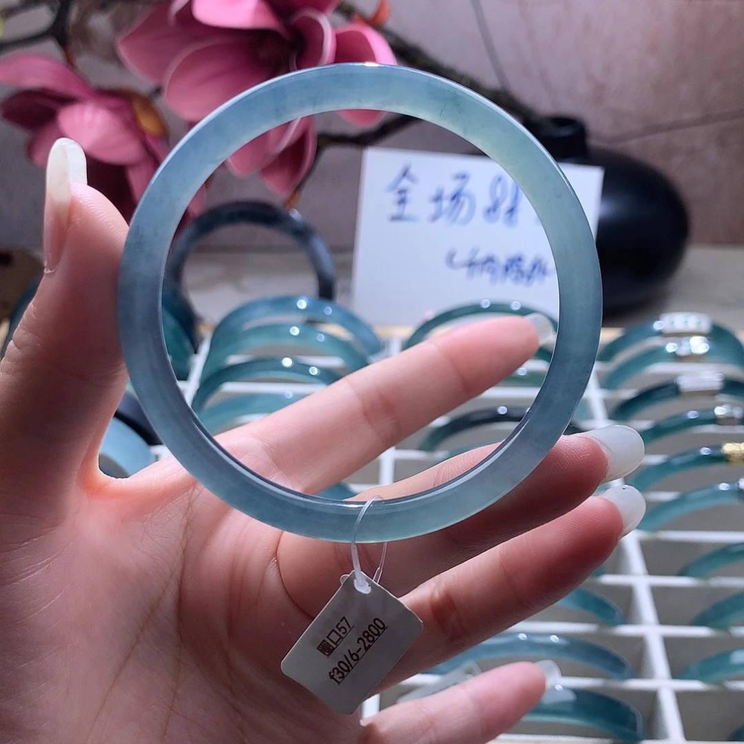 未镶嵌手镯翡翠纯天然