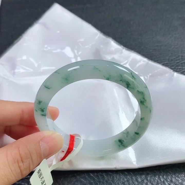翡翠未镶嵌手镯53圈