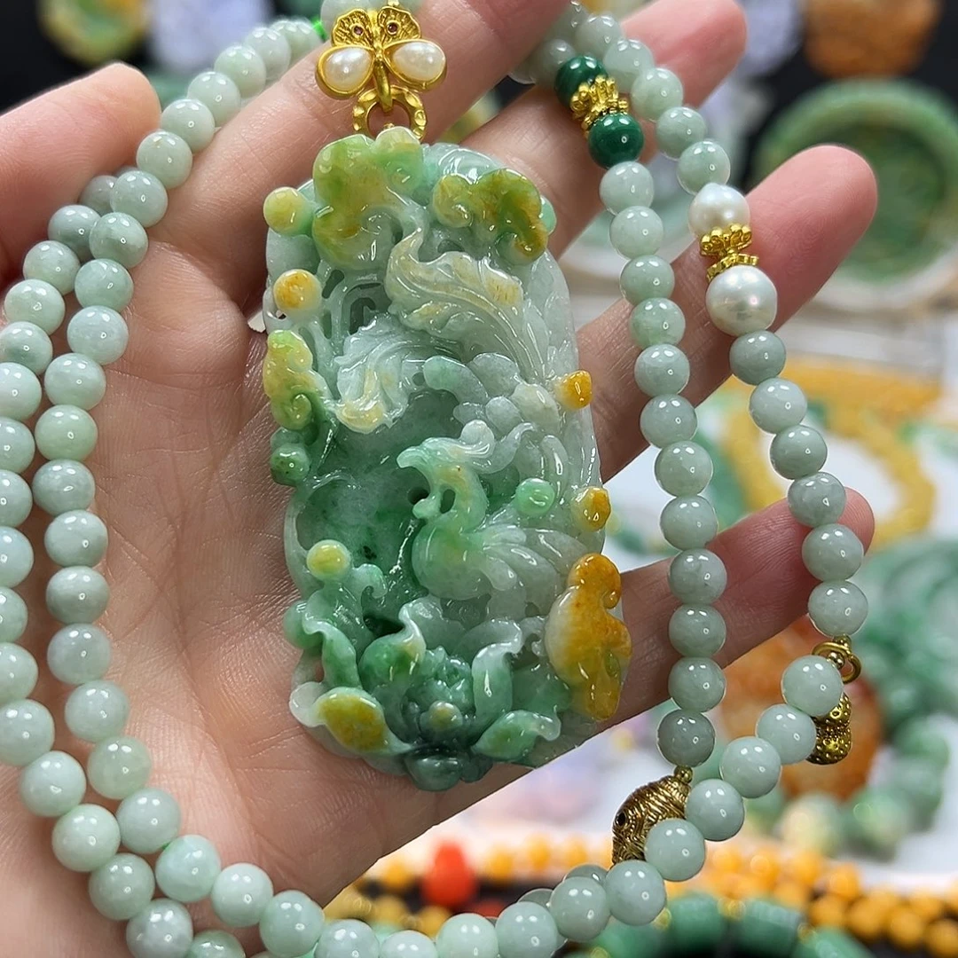 翡翠未镶嵌颈饰吊坠