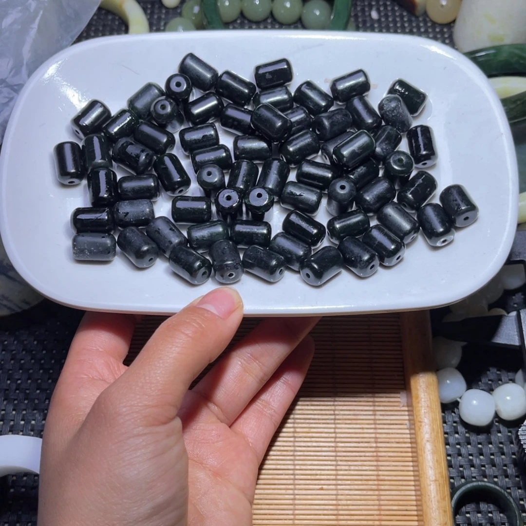 未镶嵌和田玉车挂