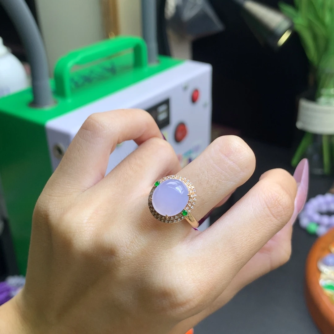 千***针翡翠18K金镶嵌颈饰