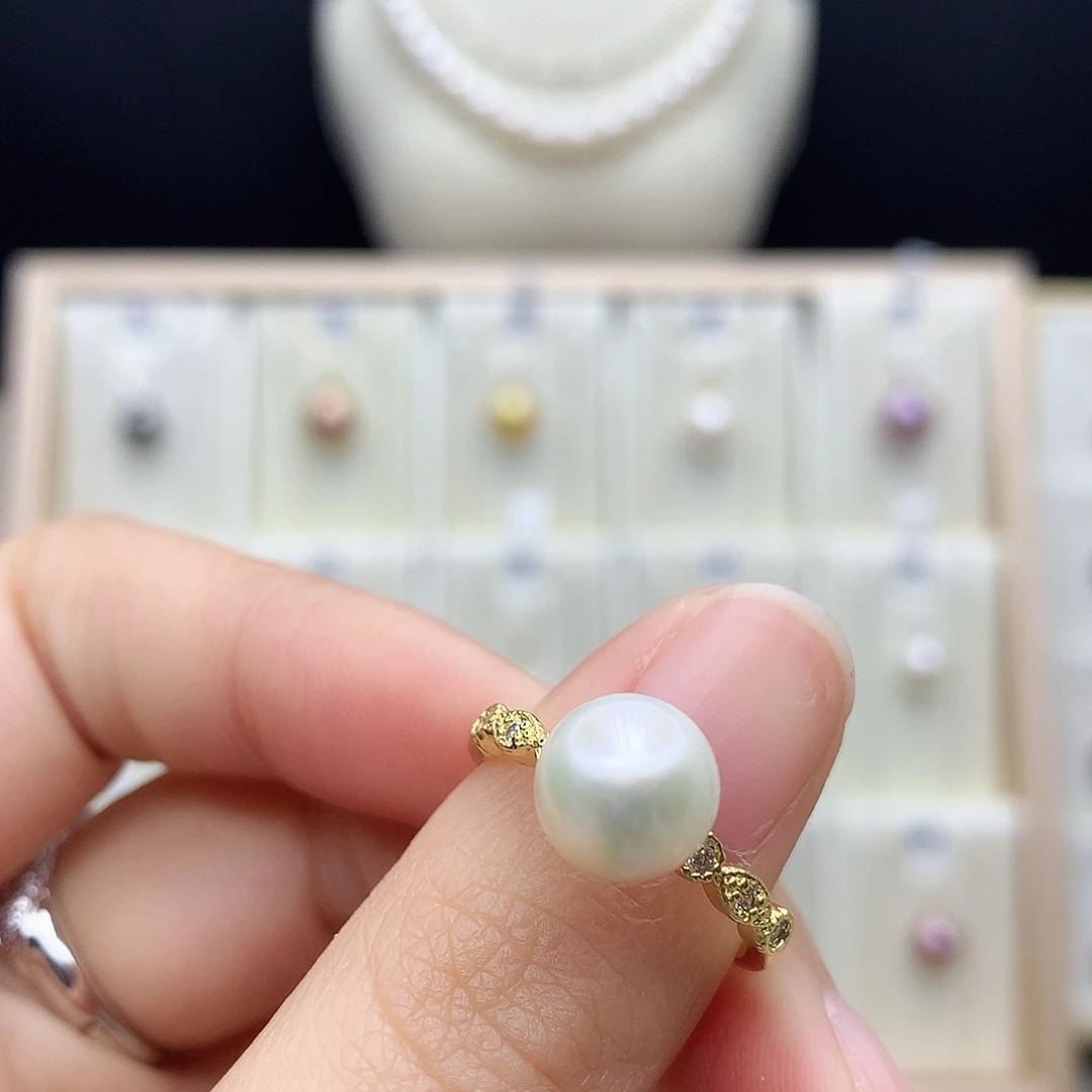 颈饰未镶嵌淡水珍珠