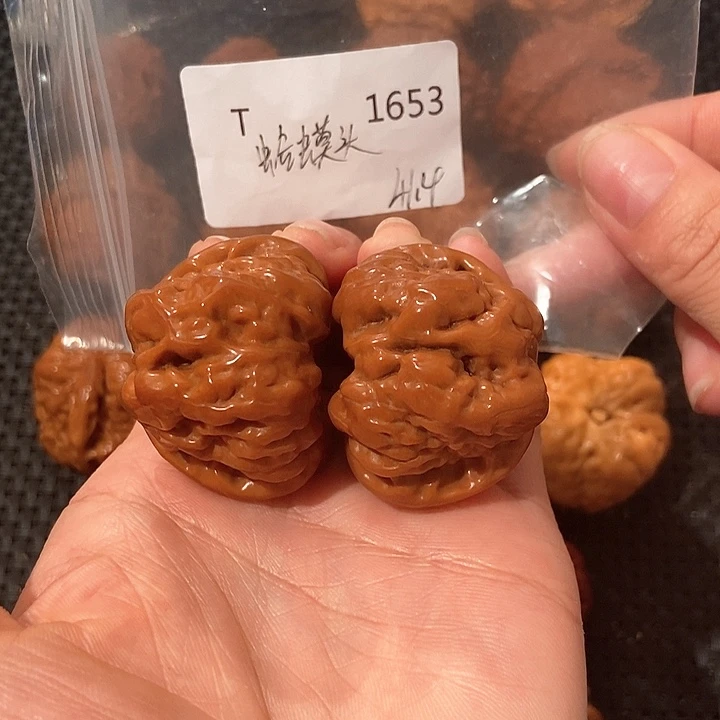 文玩核桃吊坠蛤蟆头41肚44