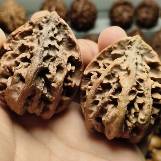 文玩核桃吊坠大楸核桃5号