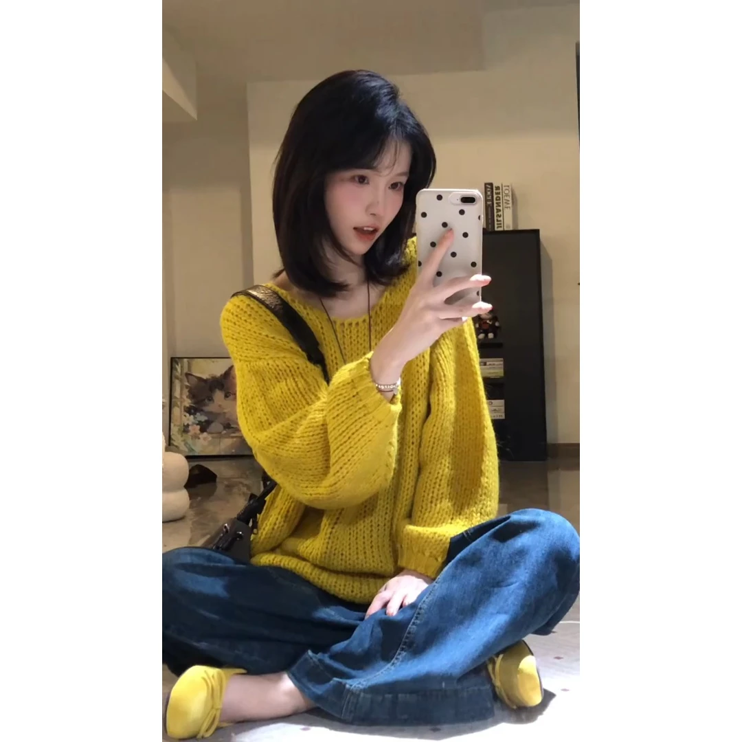 MARIE.COCO早秋新款高级感时尚百搭镂空针织上衣女复古牛仔裤套装