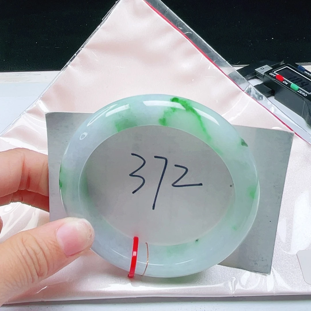 翡翠未镶嵌手镯55+正圈