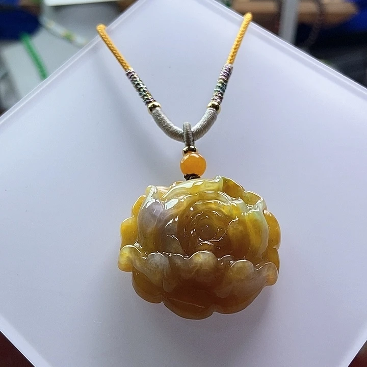 吊坠(赠链)未镶嵌翡翠