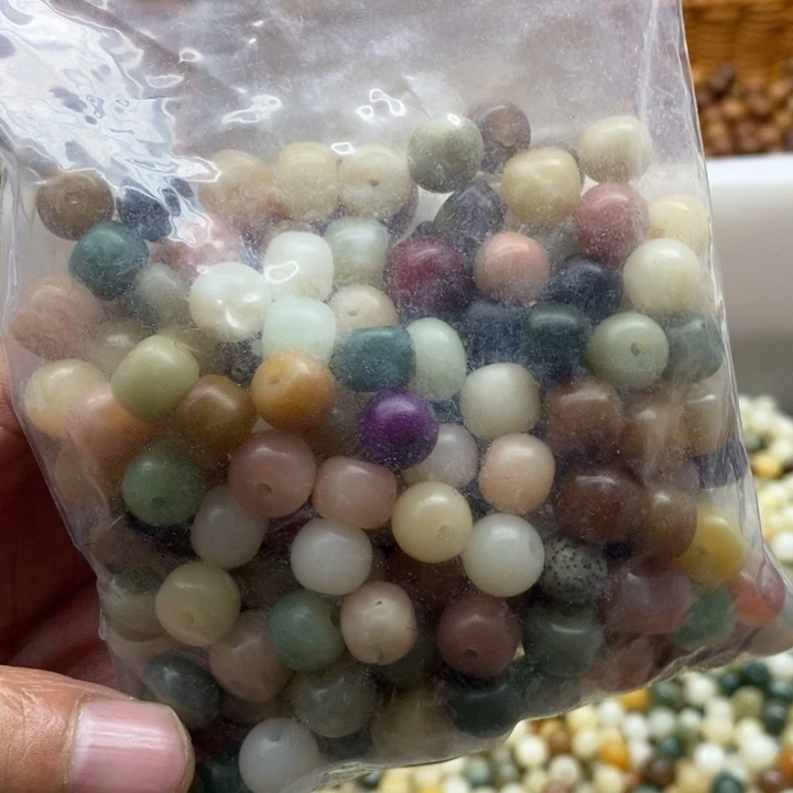 吊坠白玉菩提瑕疵10彩色混珠200颗