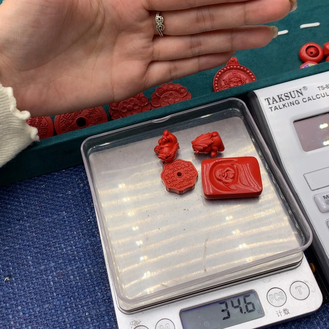 天然辰砂红砂小配件