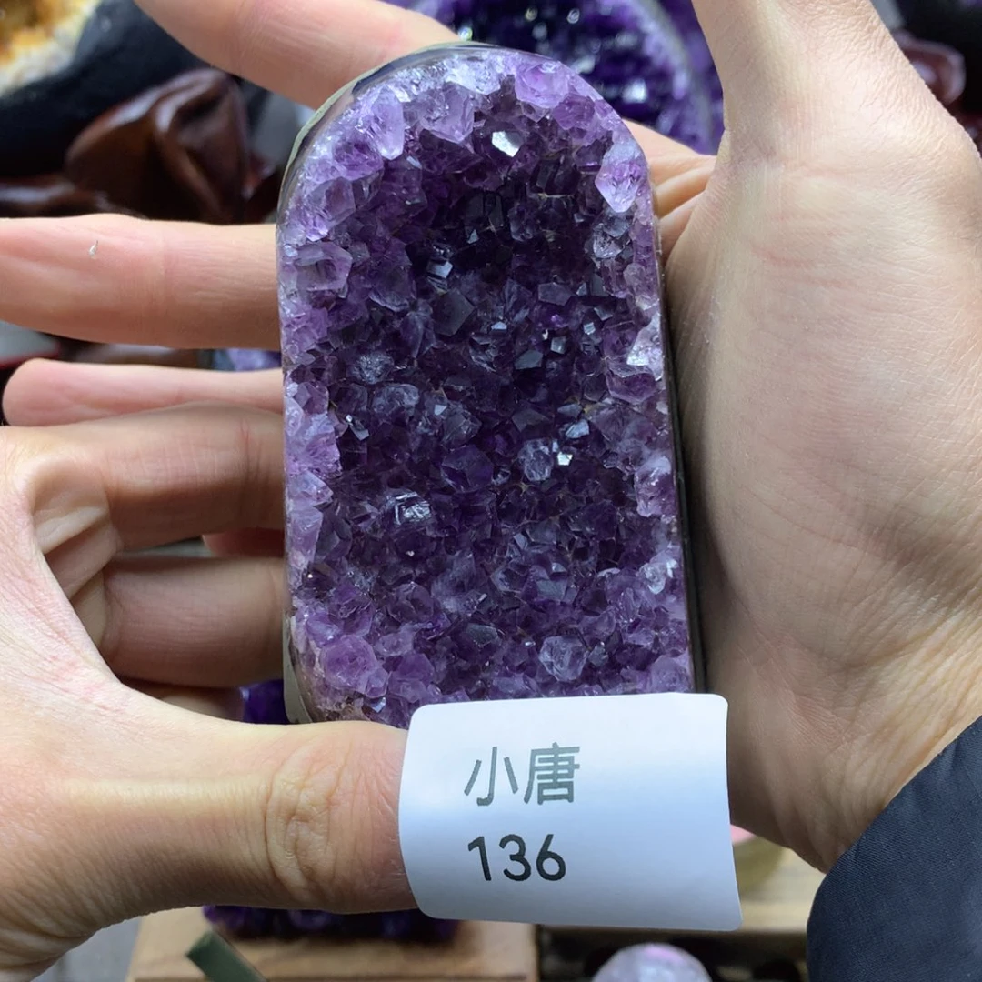 紫晶大型摆件（非配饰）未镶嵌