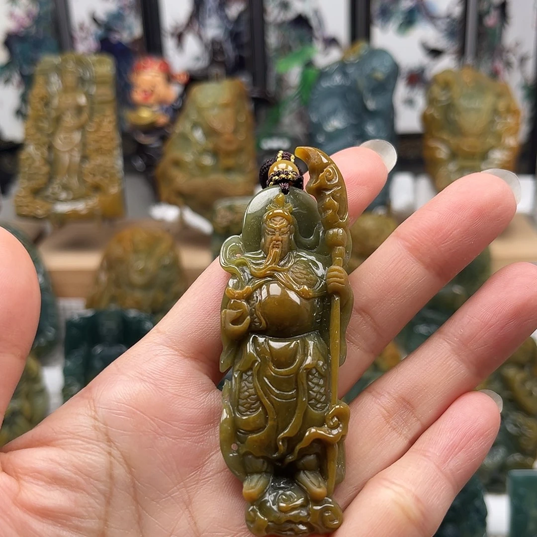 翡翠未镶嵌颈饰天然翡翠a货关公