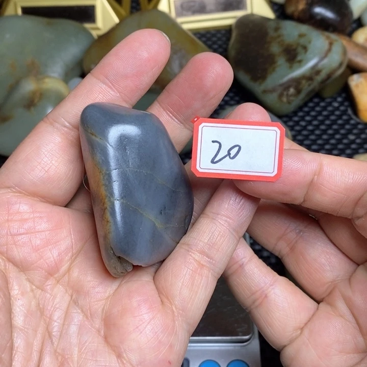 未镶嵌和田玉把件20