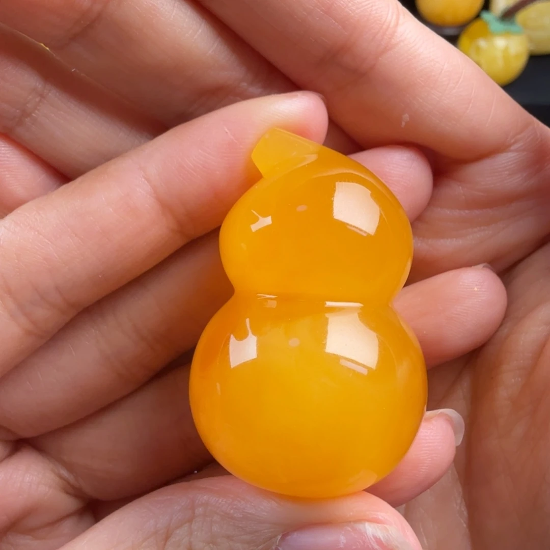 琥珀未镶嵌颈饰纯天然琥珀蜜蜡无优化