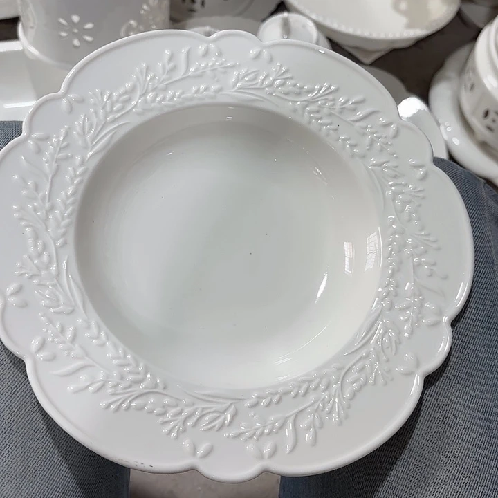 碟麦穗草帽两个………