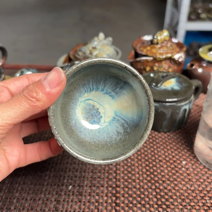 紫砂茶杯小鸡心瑕