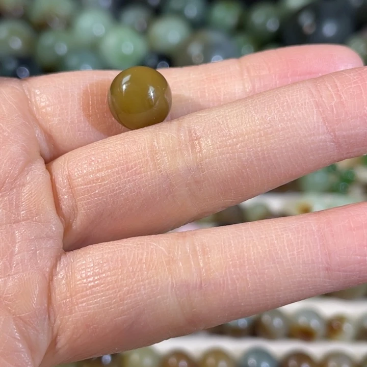 和田玉（糖玉）未镶嵌珠宝半成品