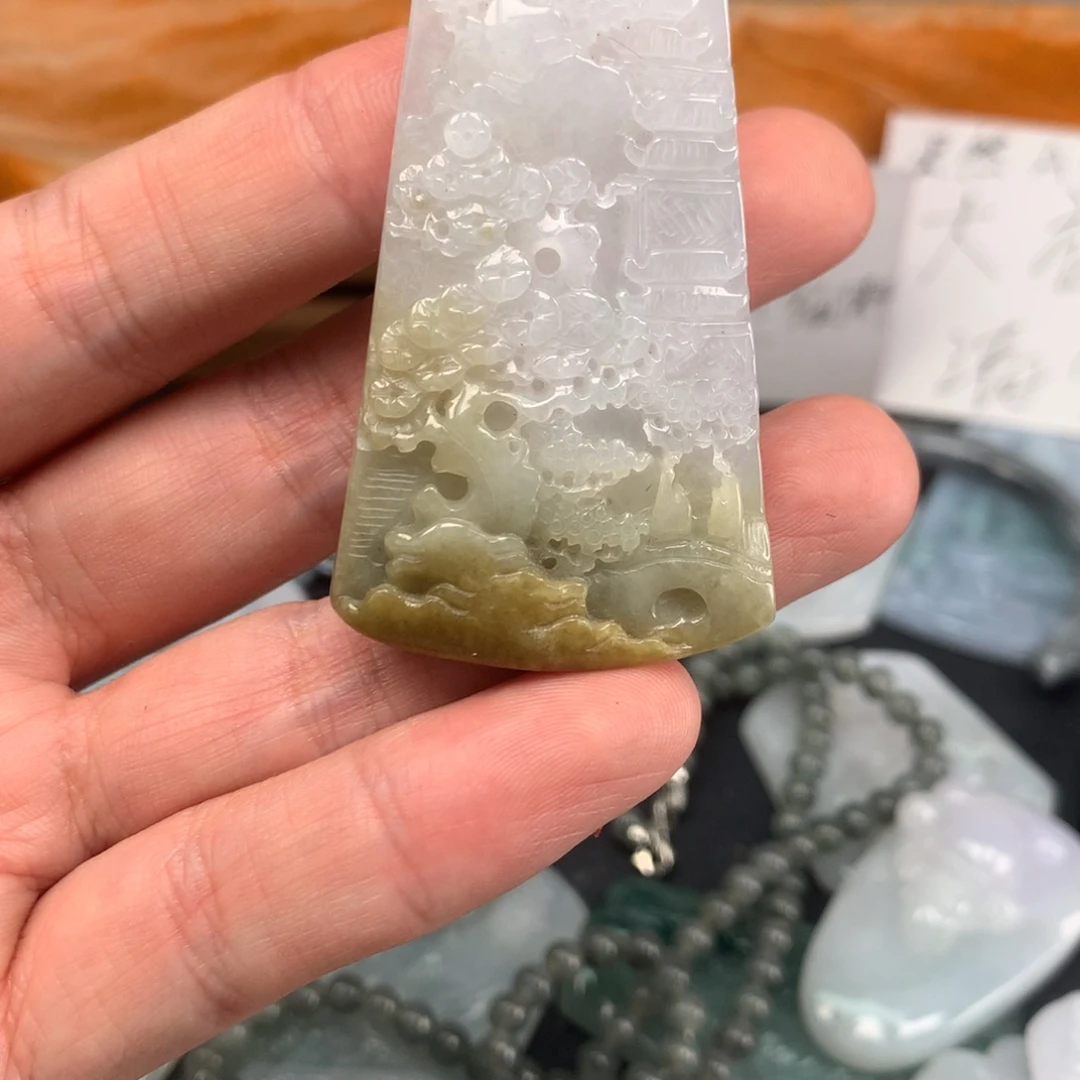 翡翠未镶嵌颈饰福利