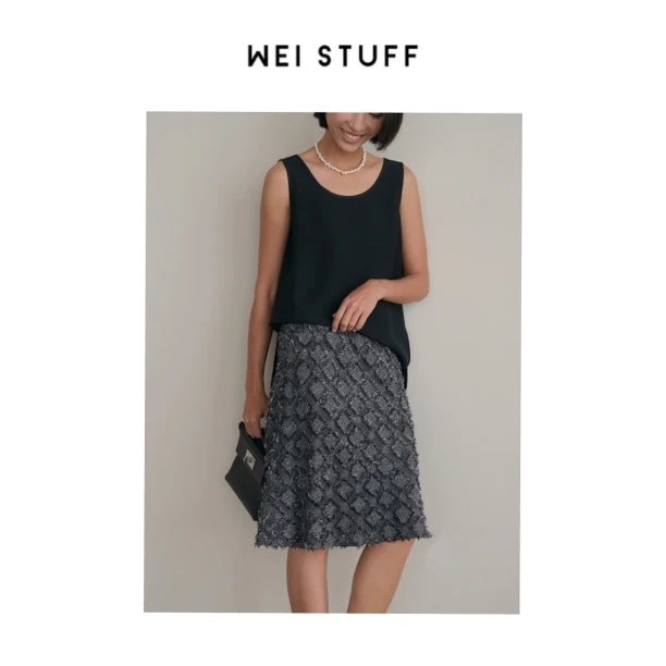 WEI STUFF “时髦精致” 时尚高腰剪花流苏格纹肌理感半裙 9276 .