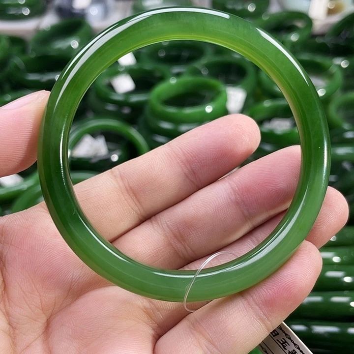 未镶嵌手镯和田玉（碧玉）