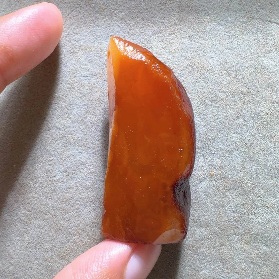 未镶嵌定制琥珀?*定制