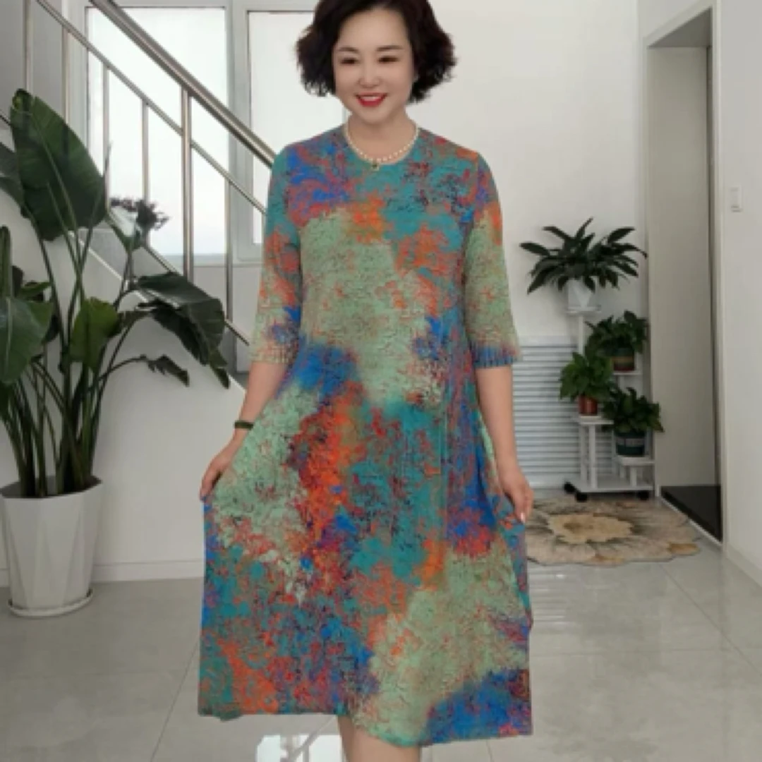 七分袖七彩超密褶印花连衣裙，裙长105左右