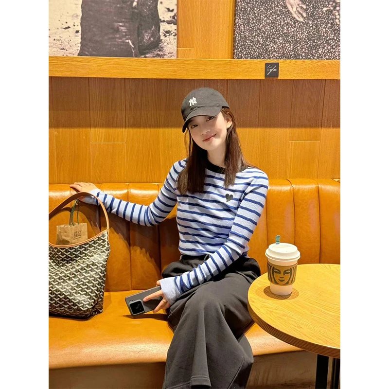 一整套秋季穿搭撞色设计感条纹长袖T恤上衣女高腰休闲半身裙套装