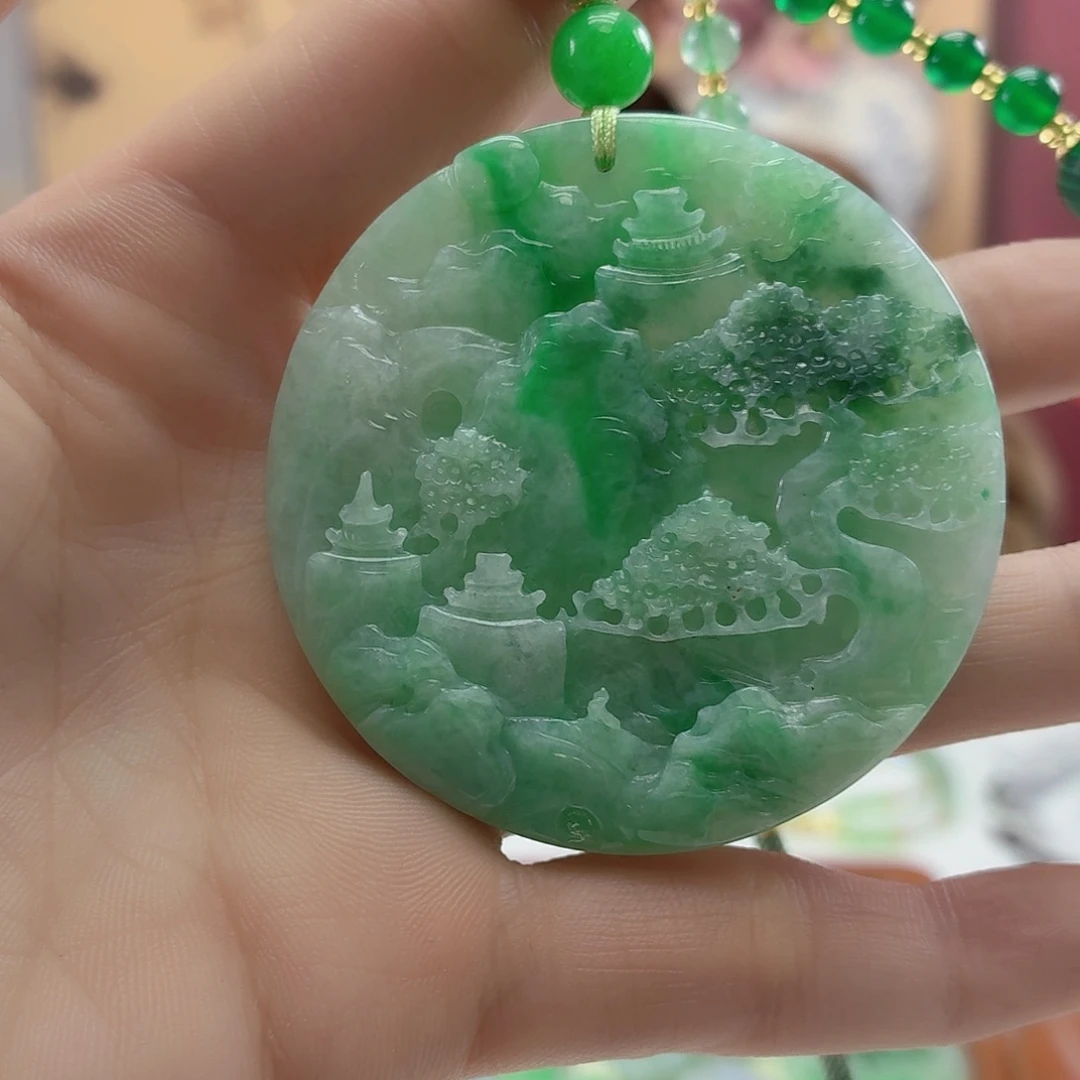 翡翠未镶嵌颈饰翡翠