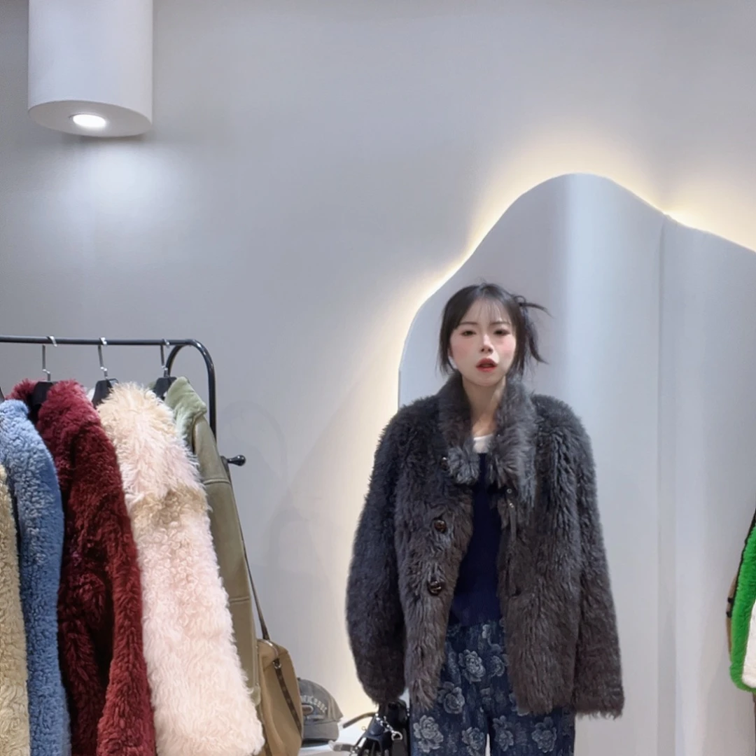 真皮皮毛一体外套222-3359/125斤内