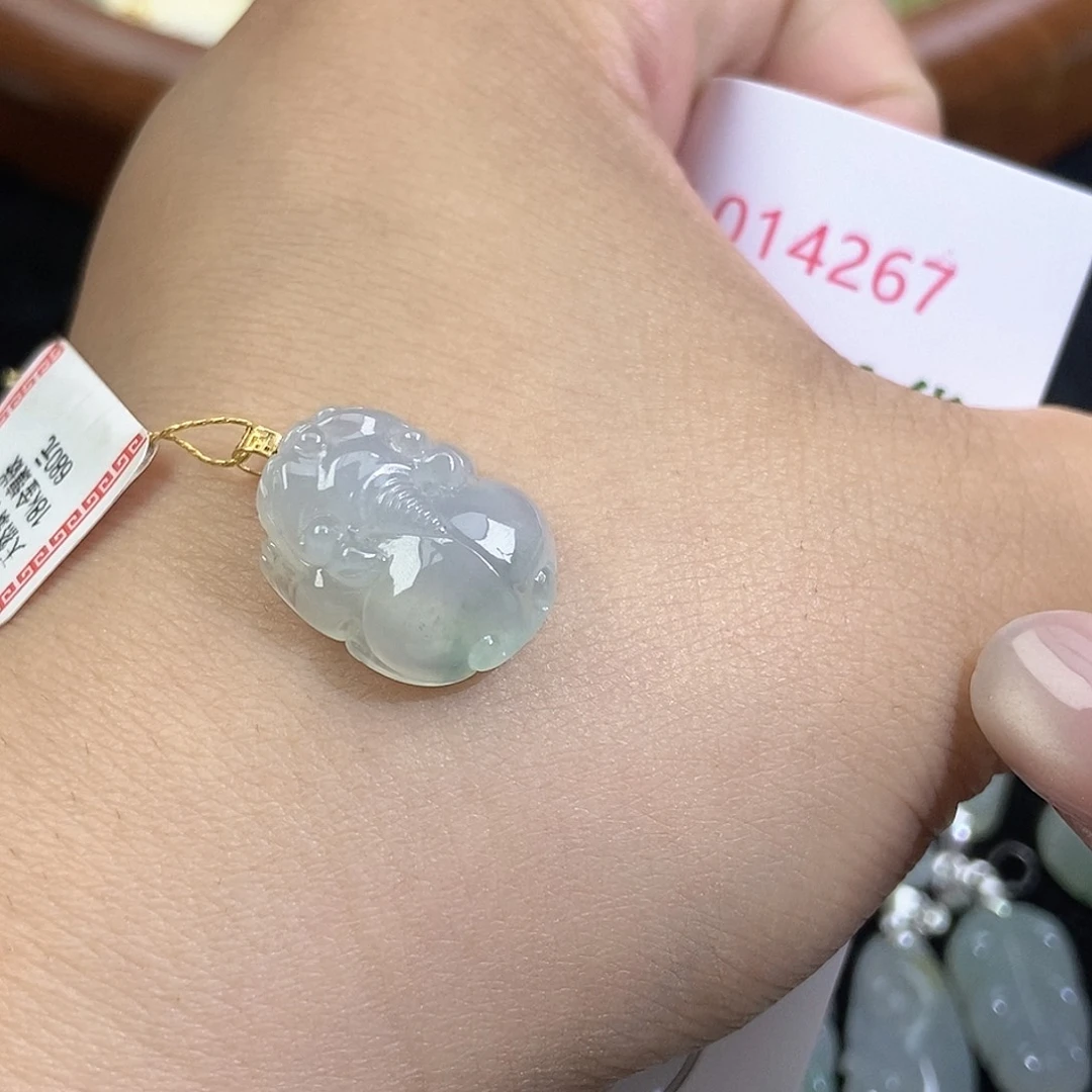 翡翠未镶嵌颈饰天然