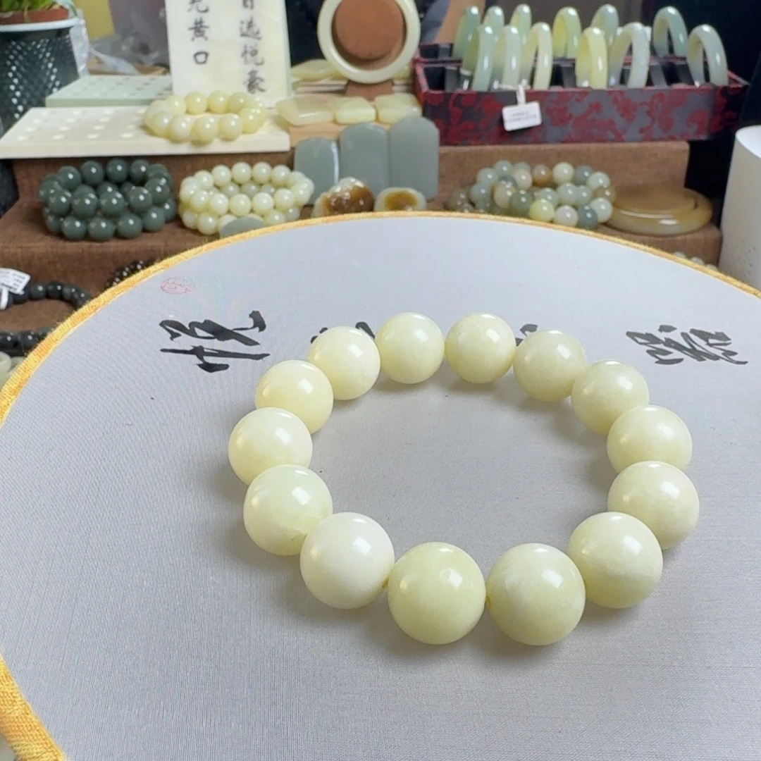 大***怪和田玉未镶嵌手链