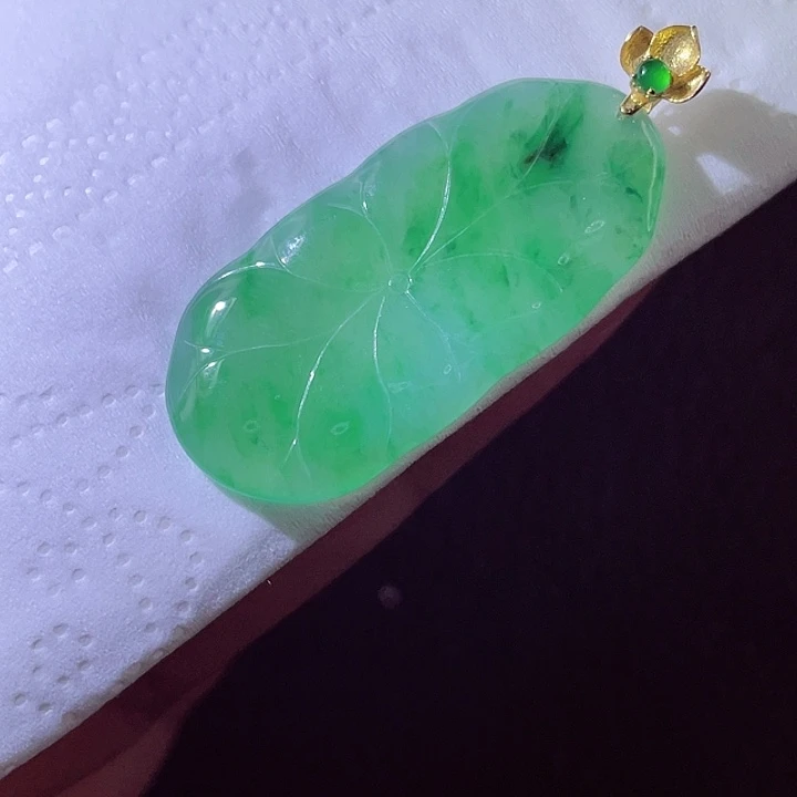颈饰18K金镶嵌翡翠翡翠