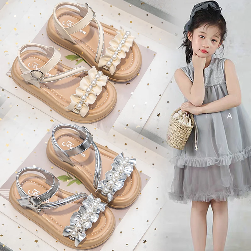 女童露趾珍珠凉鞋软底百搭公主鞋2025春夏新款女孩蝴蝶结沙滩鞋