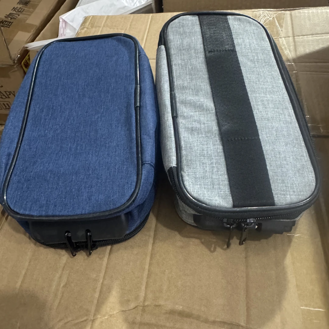 发2个！14*12*6cm牛津布密码拉链包！颜色不挑！