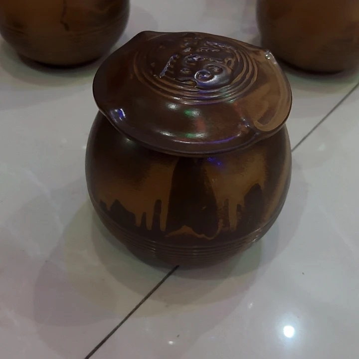 瓷片陶瓷盘子碗啥都有