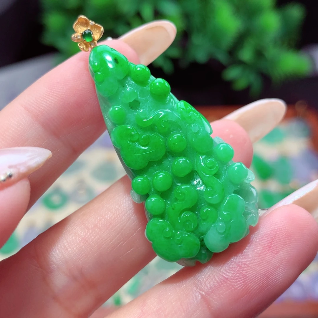 吊坠(不含链)18K金镶嵌翡翠