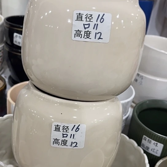 多肉绿植陶瓷花盆9.9包邮，有孔