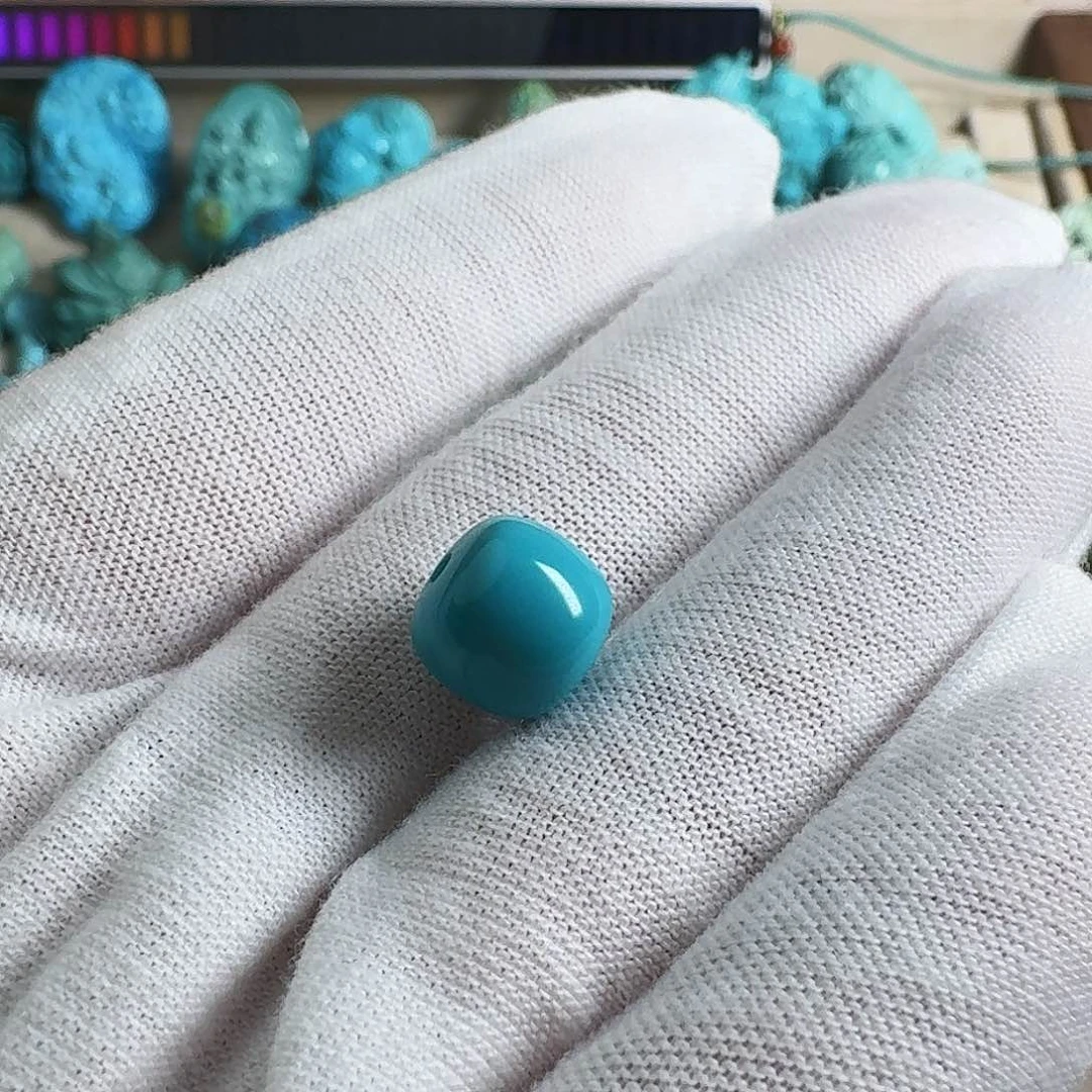 绿松石珠宝奇石未镶嵌信****扬